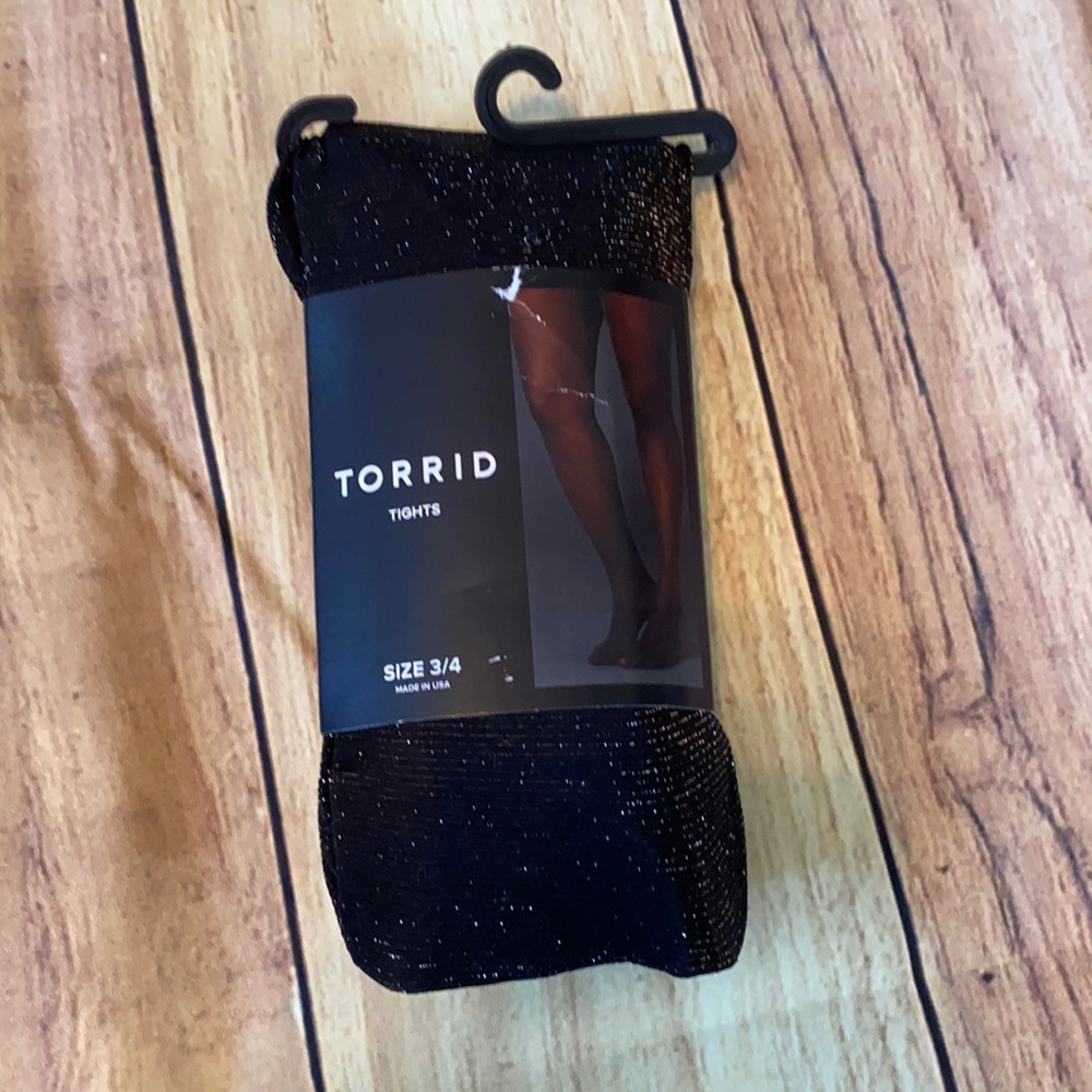 NWT Torrid tights size 3/4